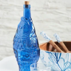Côté Table Bouteille Poisson Bleu 1.1l En Verre Recyclé 7 Côté Table Bouteille Poisson Bleu 1.1l En Verre Recyclé -AMEFA Magasin 77161 carafe poisson en verre bleu